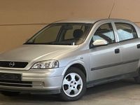 Gebraucht Opel Astra Edition 75 PS (55 kW) 1999 Silber Limousine