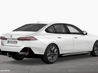 Gebraucht BMW 520 Comfort Edition 197 PS (144 kW) 2025 Weiß Limousine