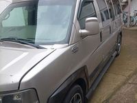 Second-hand Chevrolet Express 290 CP (213 kW) 2006 Argintiu Monovolum