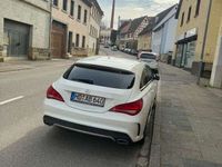 gebraucht Mercedes CLA220 Shooting Brake (CDI) d 4Matic 7G-DCT AMG Line