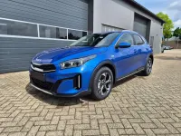 Neu Kia XCeed 150 PS (110 kW) 2026 Blueflame metallic SUV
