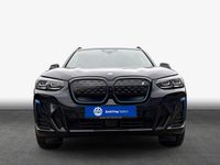 Gebraucht BMW iX3 Impressive 210 kW (286 PS) 2023 M carbonschwarz metallic SUV