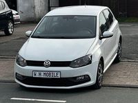 Gebraucht VW Polo Trendline 60 PS (44 kW) 2017 Weiß Limousine