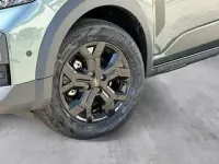 Neu Dacia Sandero Extreme 122 PS (89 kW) 2026 Zeder grün Kleinwagen