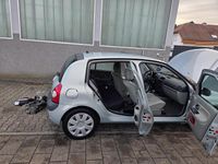 Gebraucht Renault Clio II 107 PS (78 kW) 2002 Silber Kleinwagen