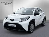 Gebraucht Toyota Aygo X Basis 72 PS (52 kW) 2022 Weiß SUV