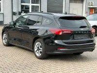 Używany Ford Focus Cool & Connect 120 KM (88 kW) 2022 Czarny Kombi