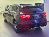Gebraucht Maserati Levante 430 PS (316 kW) 2017 Schwarz SUV