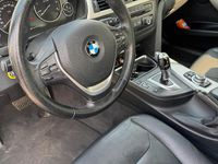 Gebraucht BMW 320 184 PS (135 kW) 2012 Grau Kombi