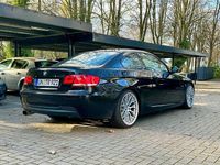 Gebraucht BMW 325 Performance 218 PS (160 kW) 2008 Schwarz Coupé