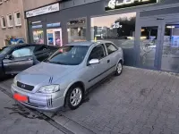 Usata Opel Astra 85 CV (62 kW) 2001 Argento Utilitaria