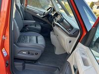 Gebraucht VW Multivan Style 218 PS (160 kW) 2022 Silber Van