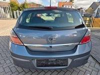 Gebraucht Opel Astra 105 PS (77 kW) 2008 Grau Limousine