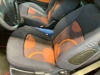 Gebraucht Peugeot 1007 Premium 73 PS (53 kW) 2007 Orange Van / Kleinbus