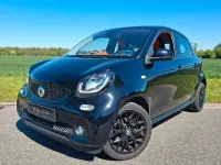 Używany Smart ForFour Passion 90 KM (66 kW) 2016 Czarny Hatchback