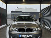 Gebraucht BMW 118 143 PS (105 kW) 2010 Grau Kleinwagen