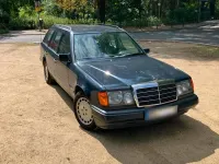 Gebraucht Mercedes 300 109 PS (80 kW) 1989 Blau Kombi