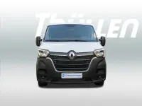 Second-hand Renault Master 145 CP (106 kW) 2023 Alb Monovolum