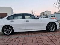 Gebraucht BMW 318 Advantage 150 PS (110 kW) 2021 Weiß Limousine
