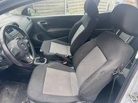 Gebraucht VW Polo 75 PS (55 kW) 2011 Silber Kleinwagen