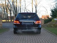 Gebraucht Mercedes E220 Avantgarde 170 PS (125 kW) 2015 Schwarz Kombi