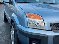 Gebraucht Ford Fusion 80 PS (58 kW) 2006 Blau Kleinwagen