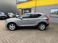 Gebraucht Volvo XC40 Core 129 PS (94 kW) 2023 Grau SUV
