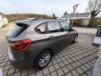 Gebraucht BMW 216 Active Tourer 116 PS (85 kW) 2017 Braun Van / Kleinbus