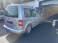 Gebraucht VW Caddy Trendline 105 PS (77 kW) 2012 Reflexsilber metallic Van / Kleinbus