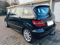 Gebraucht Mercedes B200 193 PS (141 kW) 2007 Schwarz Van / Kleinbus