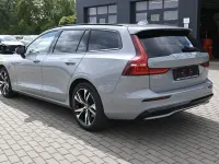 Gebraucht Volvo V60 Plus 197 PS (144 kW) 2025 Grau Kombi