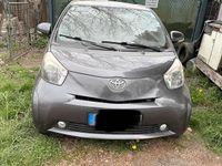 Gebraucht Toyota iQ 98 PS (72 kW) 2010 Grau Kleinwagen