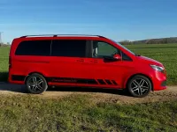 Gebraucht Mercedes V220 163 PS (119 kW) 2020 Rot Van / Kleinbus