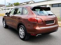 Gebraucht Porsche Cayenne 300 PS (220 kW) 2012 Andere farben SUV