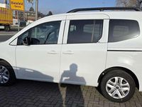 Neu Renault Kangoo Techno 131 PS (96 kW) 2025 Weiss Van / Kleinbus