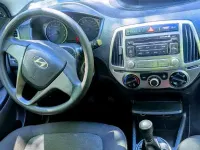 Gebraucht Hyundai i20 86 PS (63 kW) 2014 Schwarz Kleinwagen