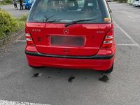 Gebraucht Mercedes A170 90 PS (66 kW) 2003 Rot Kleinwagen