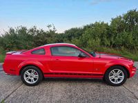 Gebraucht Ford Mustang 214 PS (157 kW) 2007 Rot Coupé