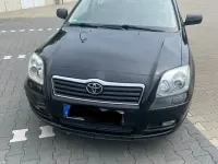 Gebraucht Toyota Avensis Executive 163 PS (119 kW) 2004 Schwarz Kombi