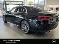 Gebraucht Mercedes E220 AMG 197 PS (144 kW) 2025 Lack obsidianschwarz Limousine