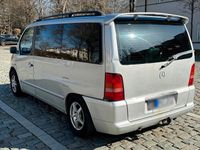 Second-hand Mercedes Vito 122 CP (89 kW) 2003 Argintiu Van