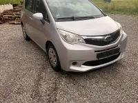 Gebraucht Subaru Trezia 86 PS (63 kW) 2009 Silber Kleinwagen