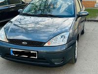 Gebraucht Ford Focus 104 PS (76 kW) 2004 Grün Limousine