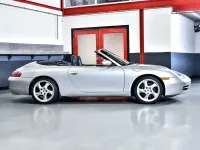 Gebraucht Porsche 996 300 PS (220 kW) 2000 Silber Cabrio