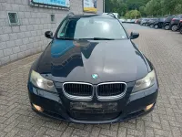 Gebraucht BMW 318 143 PS (105 kW) 2009 Schwarz Kombi