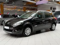Gebraucht Renault Clio GrandTour Dynamique 101 PS (74 kW) 2010 Perlmuttschwarz Kombi