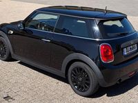 Usata Mini ONE 102 CV (75 kW) 2017 Nero Utilitaria