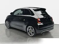 Neu Abarth 500e Turismo 114 kW (155 PS) 2026 Schwarz Kleinwagen
