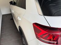 Gebraucht VW T-Roc Sport 150 PS (110 kW) 2019 Weiß SUV
