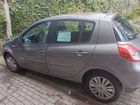 Gebraucht Renault Clio IV Collection 75 PS (55 kW) 2013 Grau Kleinwagen